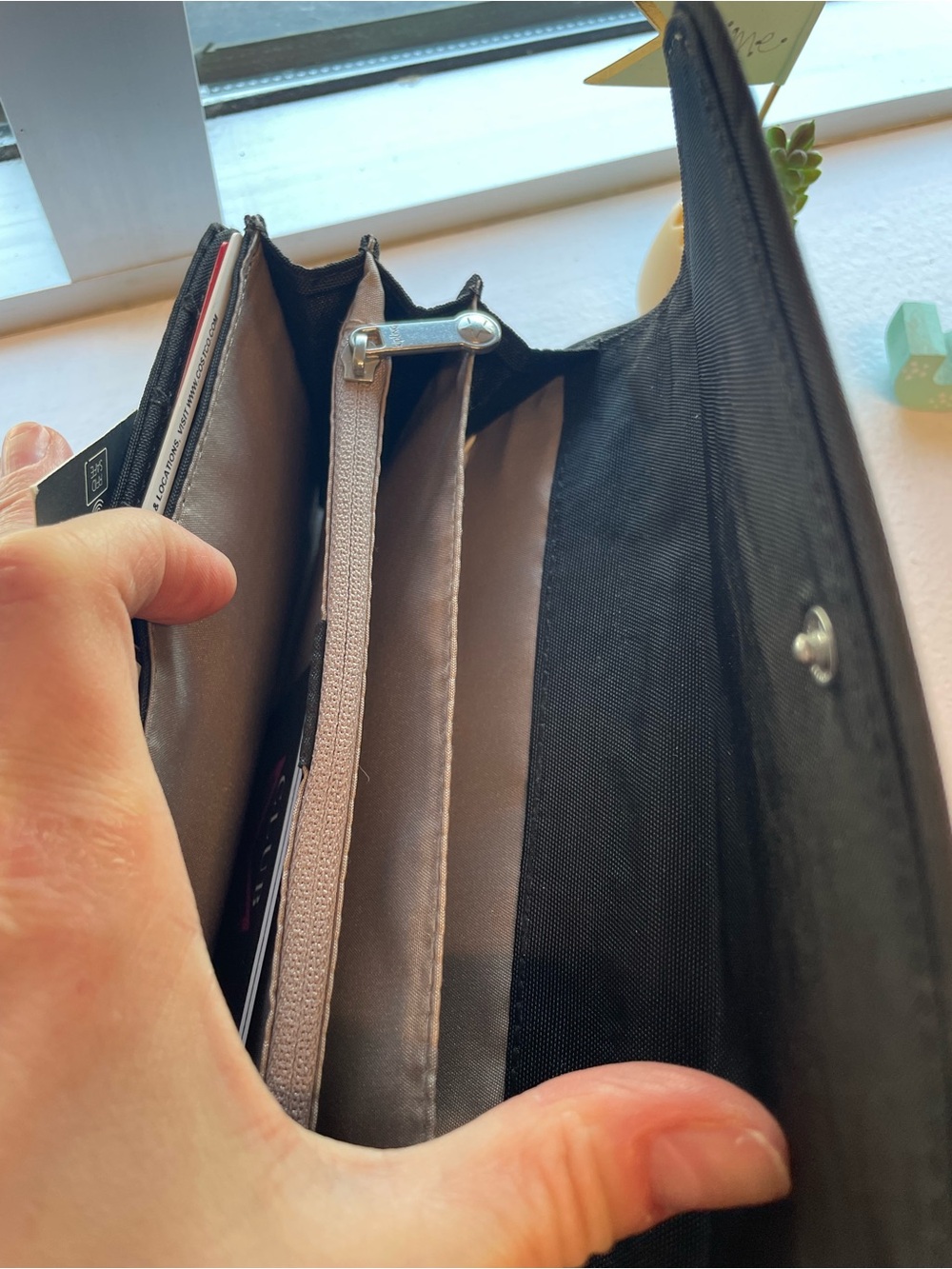 Kipling Black Shoulder Tote and wallet - Picture 11 of 12